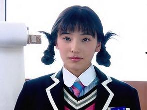 校服操场明星网红,明星网红的青春足迹