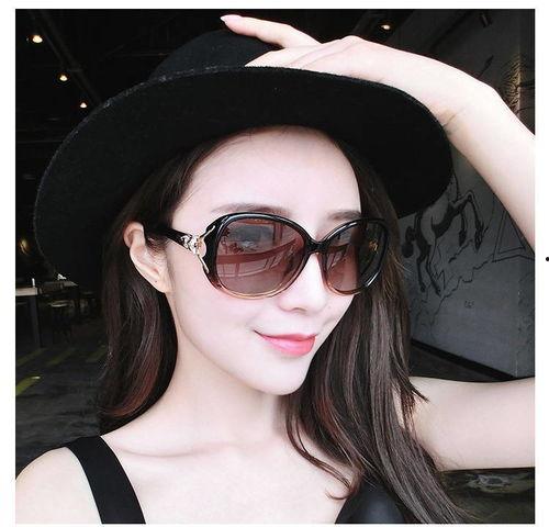 明星网红墨镜女,明星网红的时尚演绎