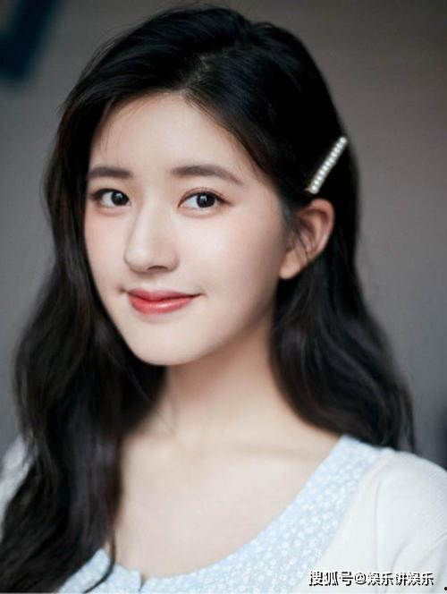 女明星吃黑瓜视频大全