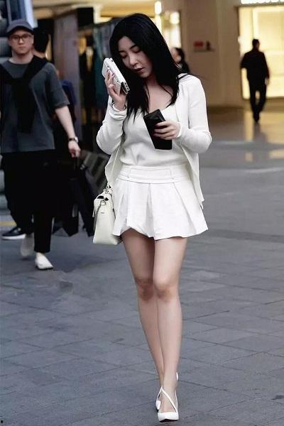 明星网红短裤美女,明星网红引领时尚潮流
