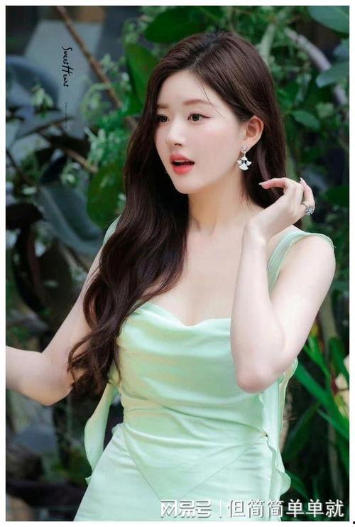 明星网红无文化,明星光环下的文化缺失与反思”