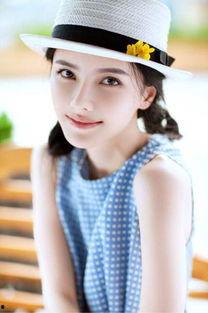 云南保山明星网红,闪耀云端，魅力四溢的云南新星”