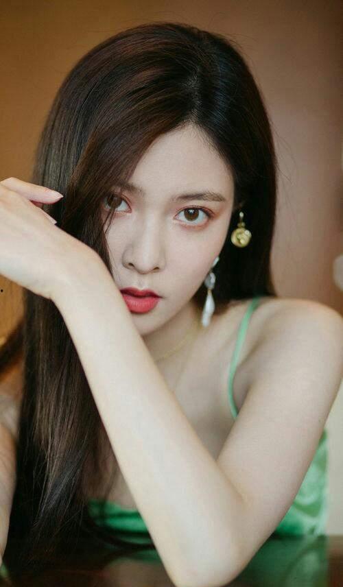 05后明星网红,青春风采与网络影响力并驾齐驱的新生代力量”