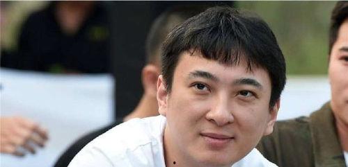 娱乐圈吃瓜吃到自己头上