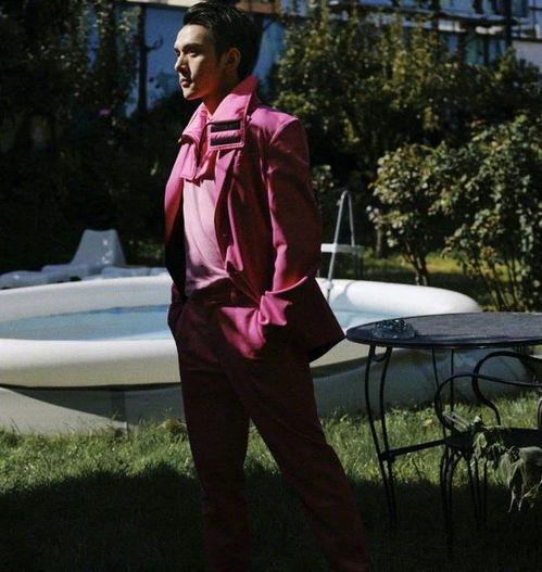 明星网红李佳奇,从美妆博主到现象级网红的蜕变之路